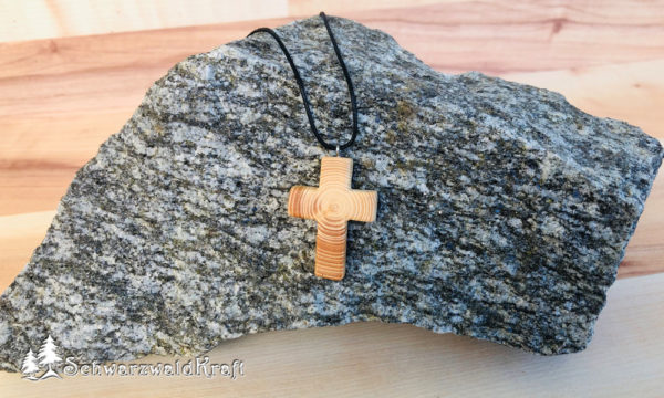 Holzschmuck Holzanhänger Kreuz Fichte
