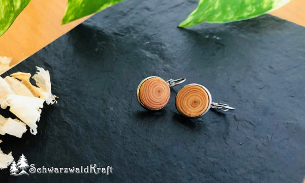 Ohrringe aus Holz Lärche